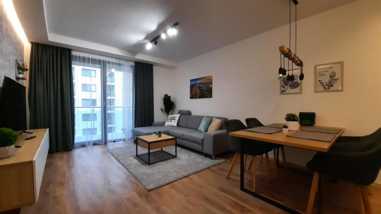 Bpr Space Grey With Balcony דירה